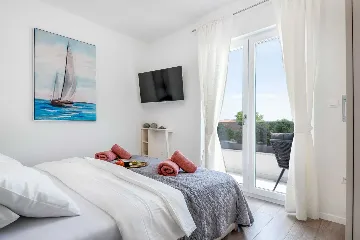 Villa with Private Pool in Šibenik (Sleeps 6)