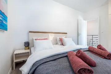 Villa with Private Pool in Šibenik (Sleeps 6)