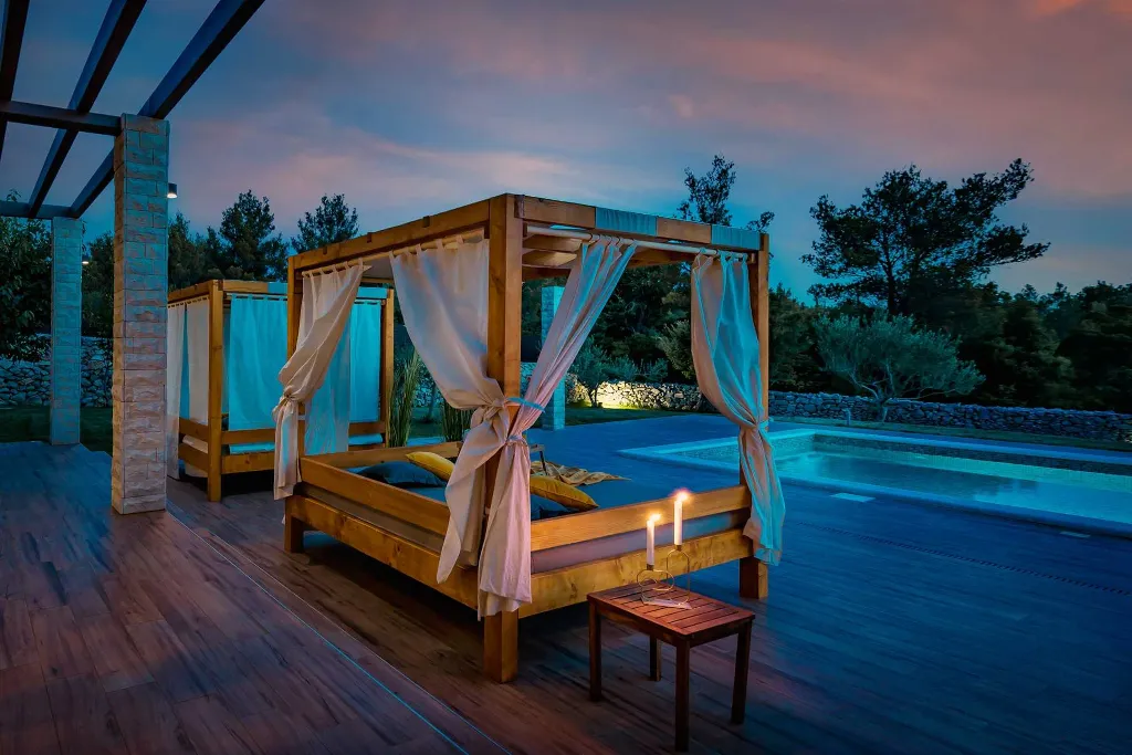 5-Bedroom Villa with Swimming Pool in Šibenik