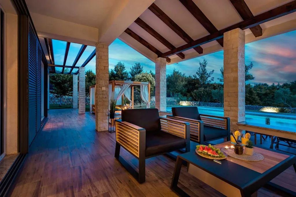 5-Bedroom Villa with Swimming Pool in Šibenik