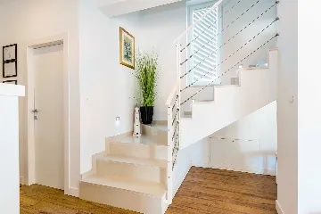 5-Bedroom Villa with Swimming Pool in Šibenik