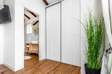 5-Bedroom Villa with Swimming Pool in Šibenik