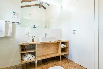 5-Bedroom Villa with Swimming Pool in Šibenik