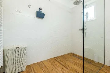 5-Bedroom Villa with Swimming Pool in Šibenik