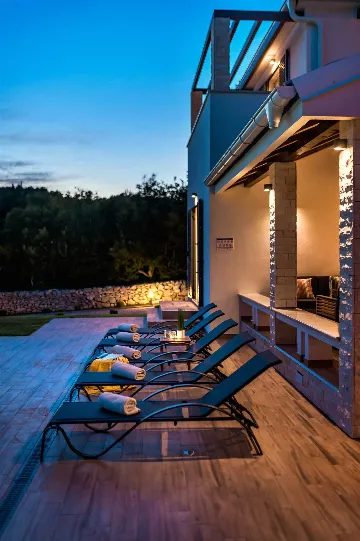 5-Bedroom Villa with Swimming Pool in Šibenik