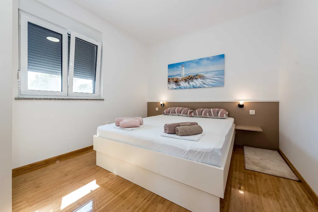 4-Bedroom Villa in Šibenik with Swimming Pool