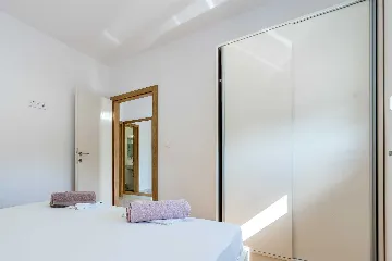 4-Bedroom Villa in Šibenik with Swimming Pool