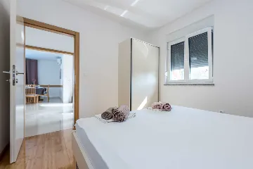 4-Bedroom Villa in Šibenik with Swimming Pool