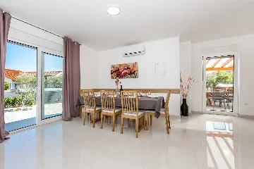 4-Bedroom Villa in Šibenik with Swimming Pool
