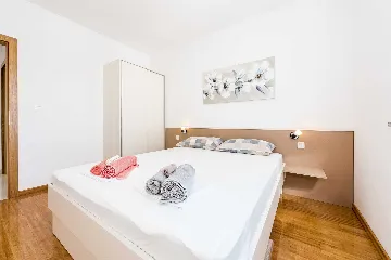 4-Bedroom Villa in Šibenik with Swimming Pool