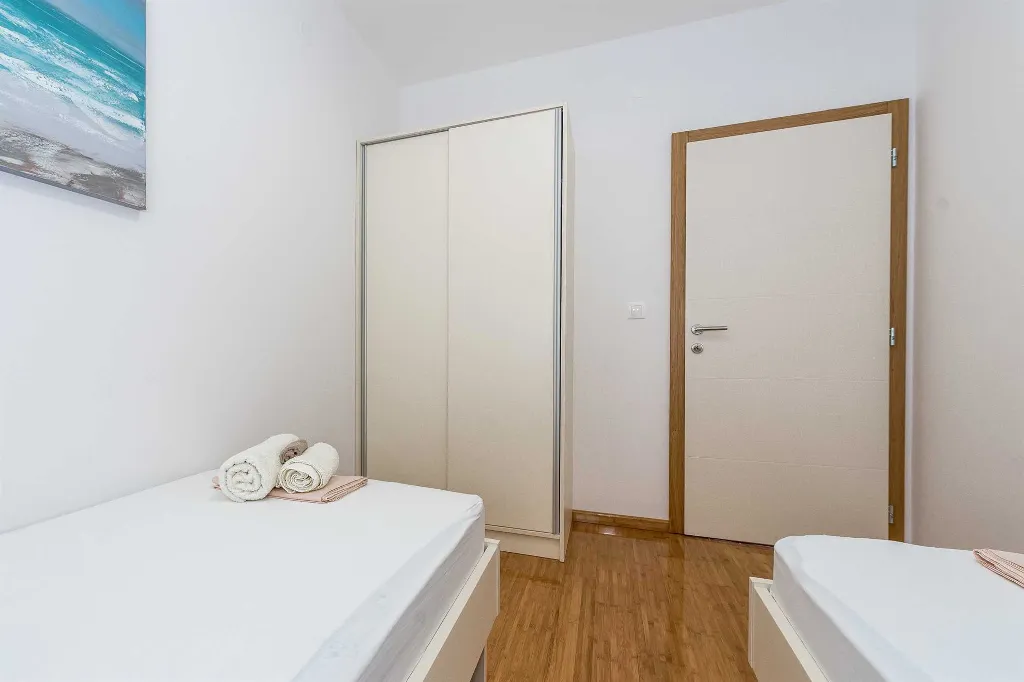 4-Bedroom Villa in Šibenik with Swimming Pool