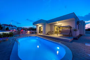 4-Bedroom Villa in Šibenik with Swimming Pool