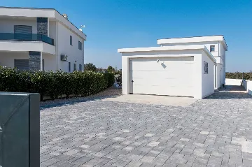 Family Villa in Jadrija, Šibenik (Sleeps 10)