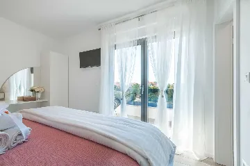 Family Villa in Jadrija, Šibenik (Sleeps 10)