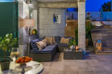 Modern Villa with Pool for 9 Guests in Šibenik