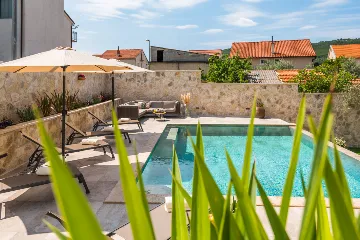 Modern Villa with Pool for 9 Guests in Šibenik