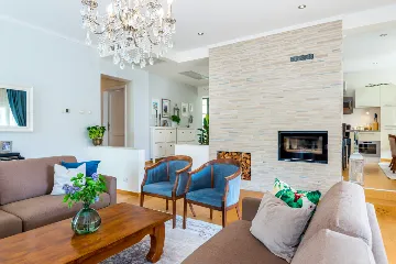 Modern Villa with Pool for 9 Guests in Šibenik