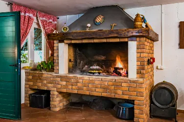 Modern Villa with Pool for 9 Guests in Šibenik