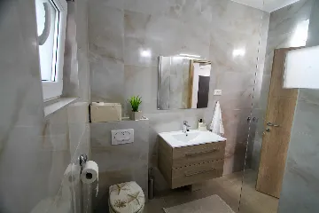 Skradin Vačani 4-Bedroom House for Up to 8