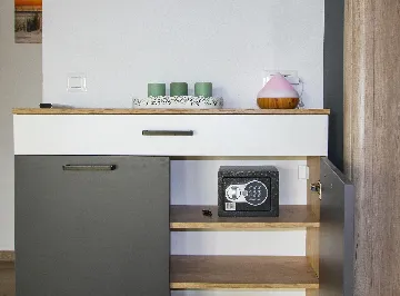 Skradin Vačani 4-Bedroom House for Up to 8