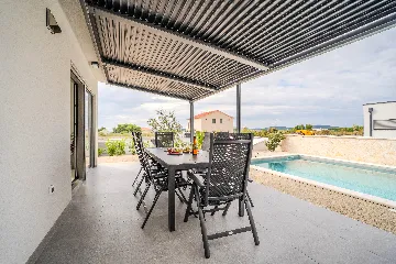Family House with Private Heated Pool in Šibenik