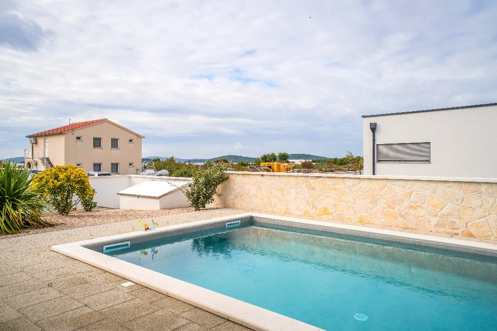 Family House with Private Heated Pool in Šibenik