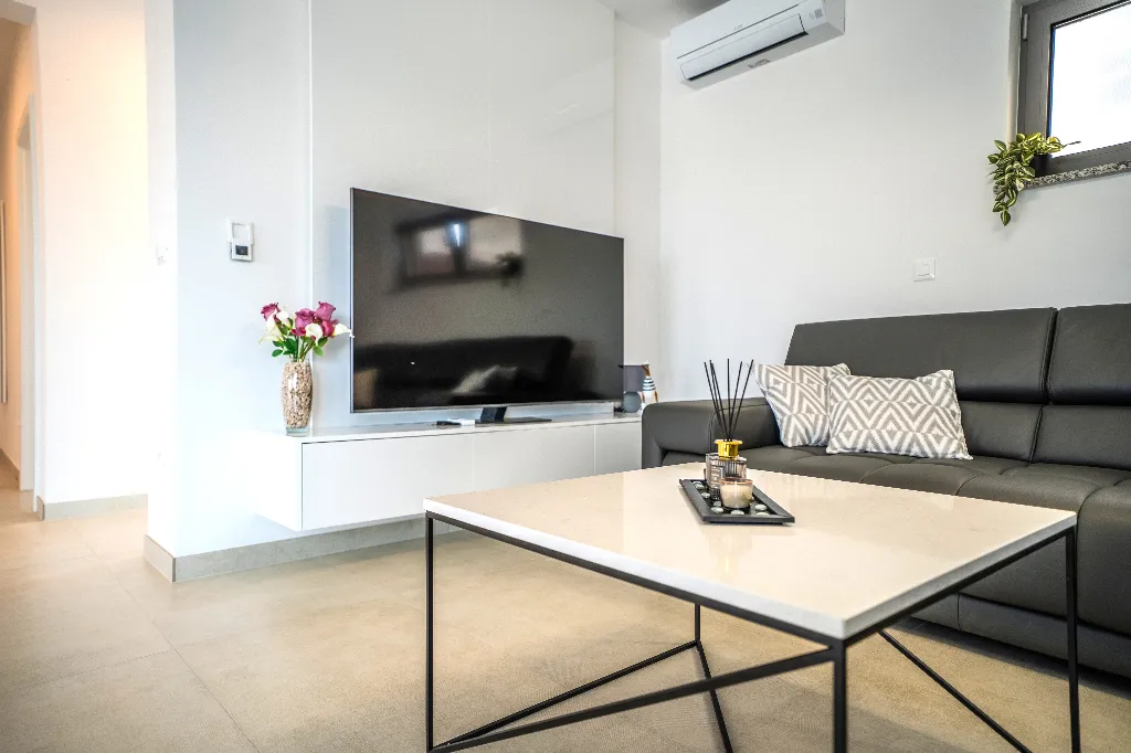 Family House with Private Heated Pool in Šibenik