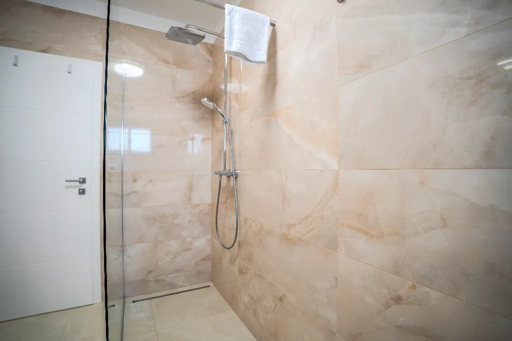 Family House with Private Heated Pool in Šibenik