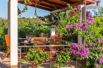 Holiday House for 6 in Rogoznica