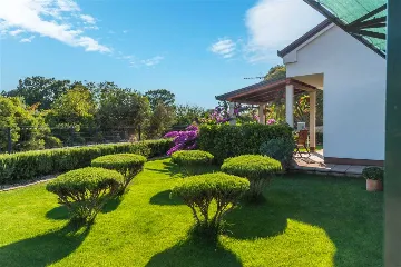 Holiday House for 6 in Rogoznica