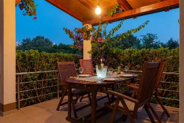 Holiday House for 6 in Rogoznica