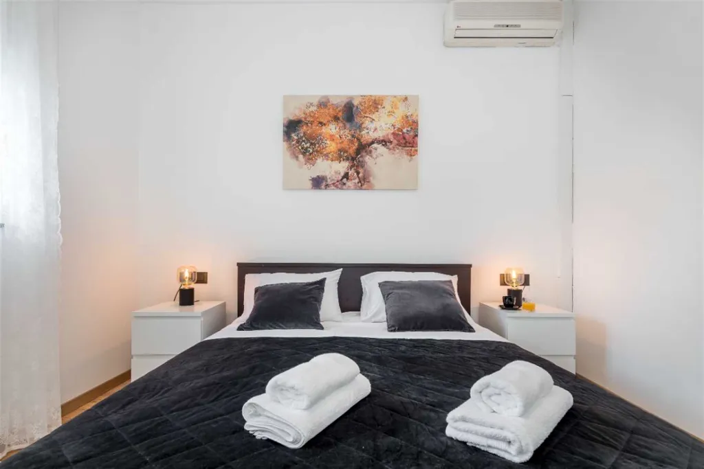 Holiday House for 6 in Rogoznica
