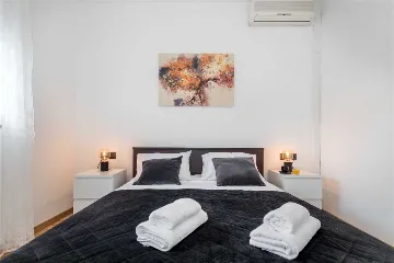 Holiday House for 6 in Rogoznica