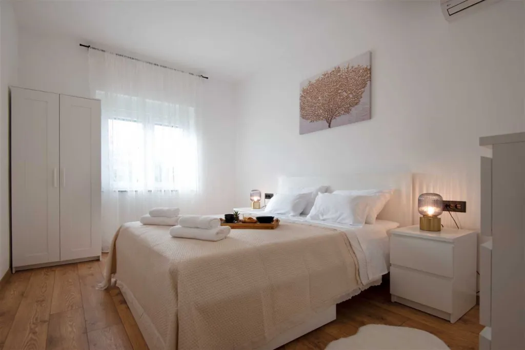 Holiday House for 6 in Rogoznica
