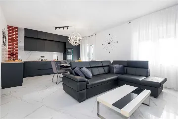 Holiday House for 6 in Rogoznica