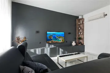 Holiday House for 6 in Rogoznica