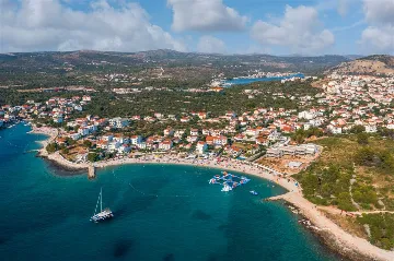 Holiday House for 6 in Rogoznica