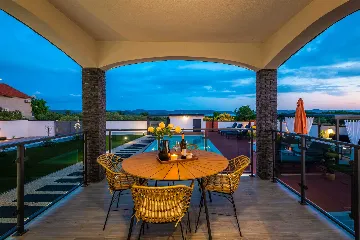 3-Bedroom Apartment in Skradin with Pool