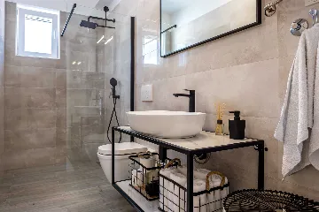 3-Bedroom Apartment in Skradin with Pool