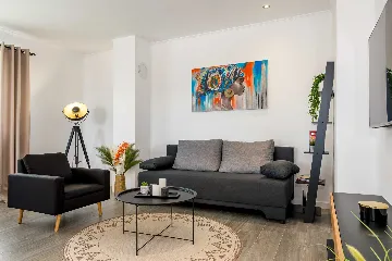 3-Bedroom Apartment in Skradin with Pool