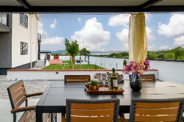 3-Bedroom Apartment in Skradin with Pool