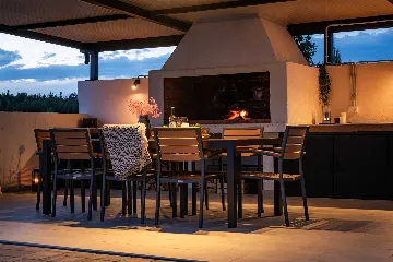 3-Bedroom Apartment in Skradin with Pool