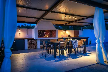 3-Bedroom Apartment in Skradin with Pool