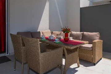 Villa for 6 Guests with Private Pool in Šibenik