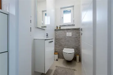 Villa for 6 Guests with Private Pool in Šibenik