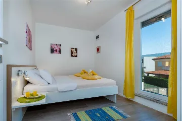 Villa for 6 Guests with Private Pool in Šibenik