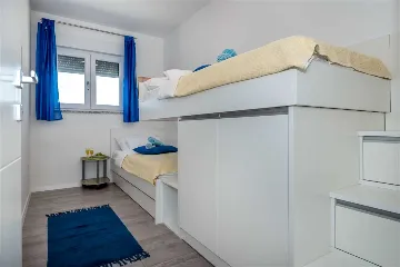 Villa for 6 Guests with Private Pool in Šibenik