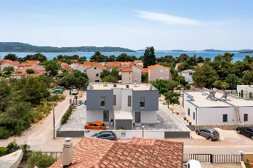 Villa for 6 Guests with Private Pool in Šibenik