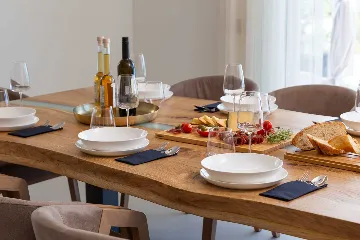 Villa with Pool and 5 Bedrooms in Jezera