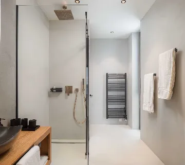 Villa with Pool and 5 Bedrooms in Jezera